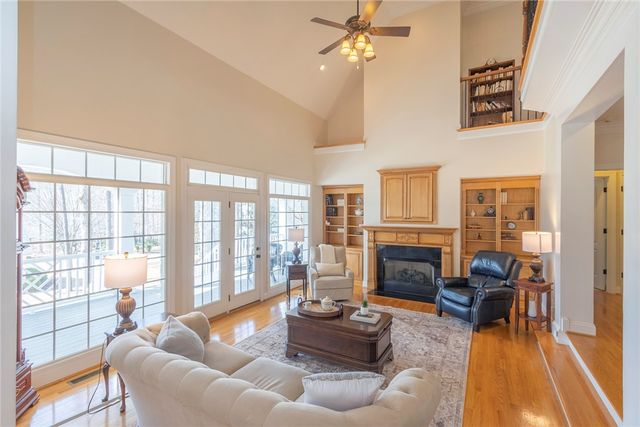 316 Avenue of Oaks, Anderson, SC 29621