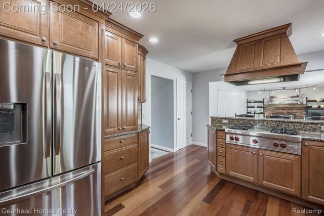 4040 Rollins Avenue, Waterford Charter Township, MI 48329