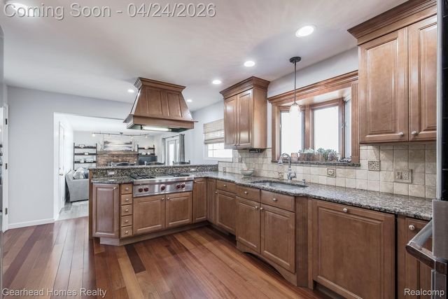 4040 Rollins Avenue, Waterford Charter Township, MI 48329