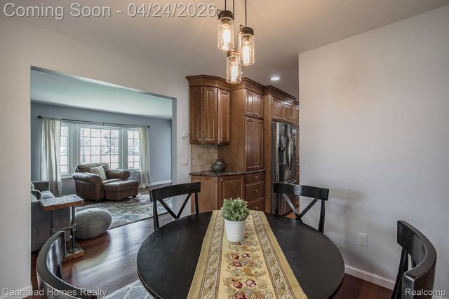 4040 Rollins Avenue, Waterford Charter Township, MI 48329