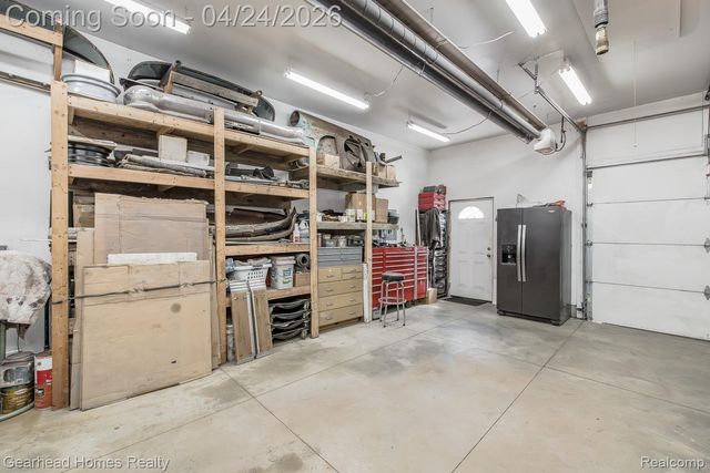 4040 Rollins Avenue, Waterford Charter Township, MI 48329