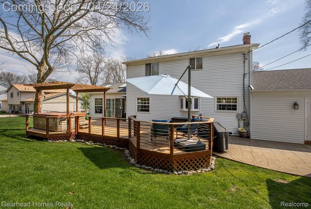 4040 Rollins Avenue, Waterford Charter Township, MI 48329