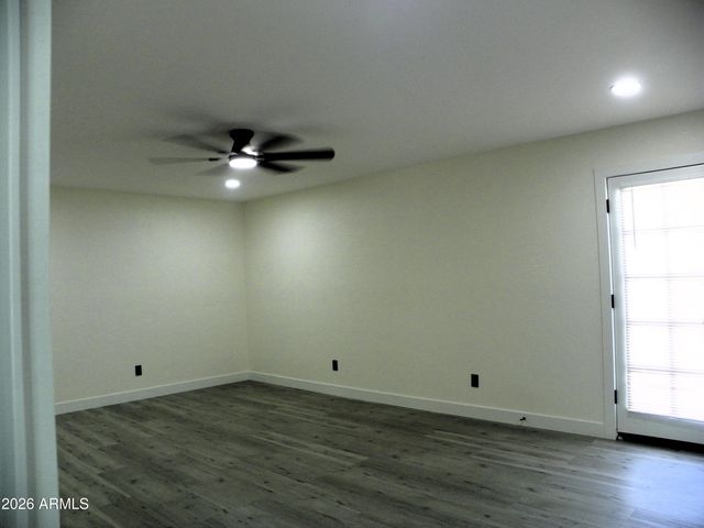 9402 N 18TH Street N, Phoenix, AZ 85020