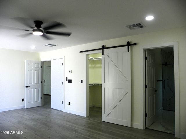 9402 N 18TH Street N, Phoenix, AZ 85020