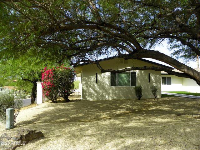 9402 N 18TH Street N, Phoenix, AZ 85020