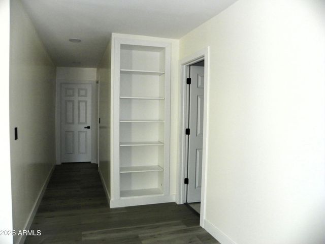 9402 N 18TH Street N, Phoenix, AZ 85020