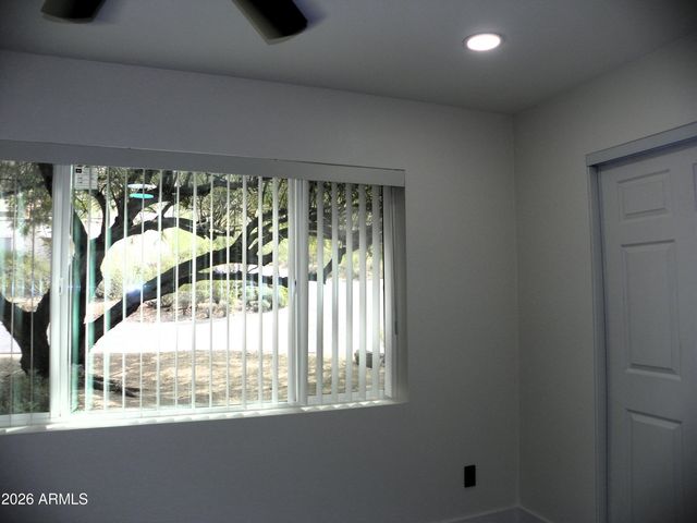 9402 N 18TH Street N, Phoenix, AZ 85020