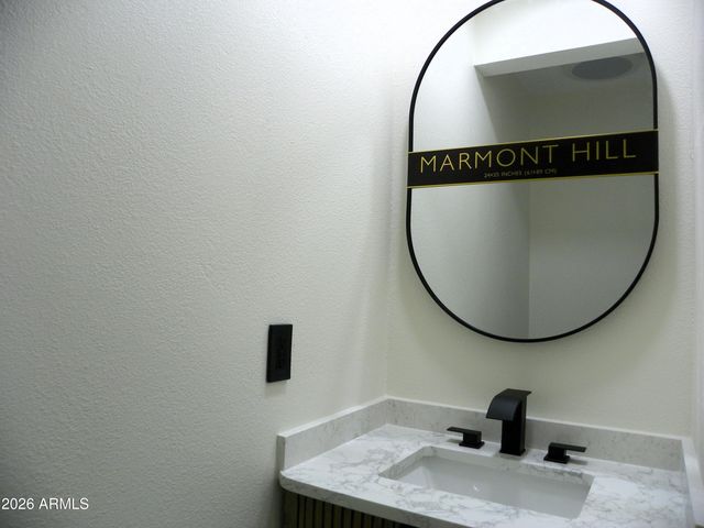 9402 N 18TH Street N, Phoenix, AZ 85020