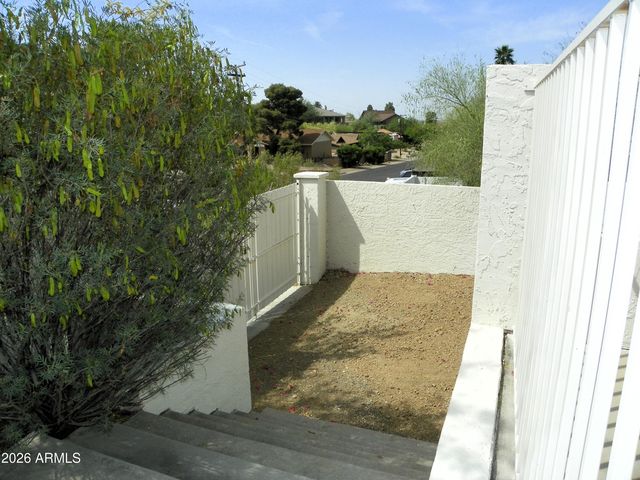 9402 N 18TH Street N, Phoenix, AZ 85020