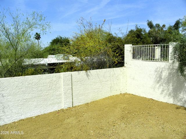 9402 N 18TH Street N, Phoenix, AZ 85020