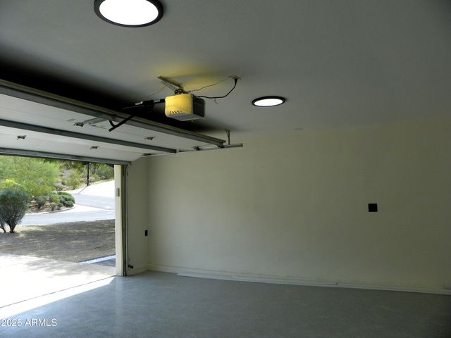 9402 N 18TH Street N, Phoenix, AZ 85020