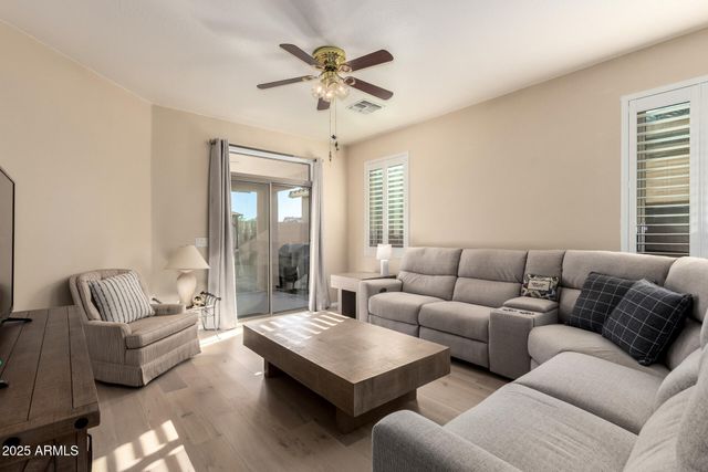 6833 S 70TH Drive, Laveen, AZ 85339