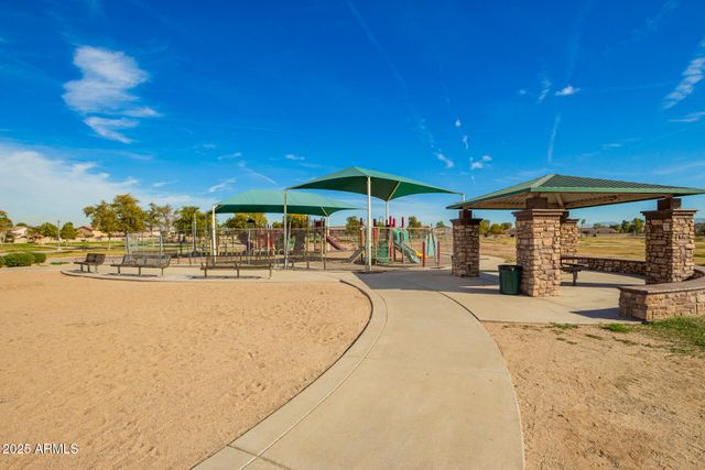 6833 S 70TH Drive, Laveen, AZ 85339