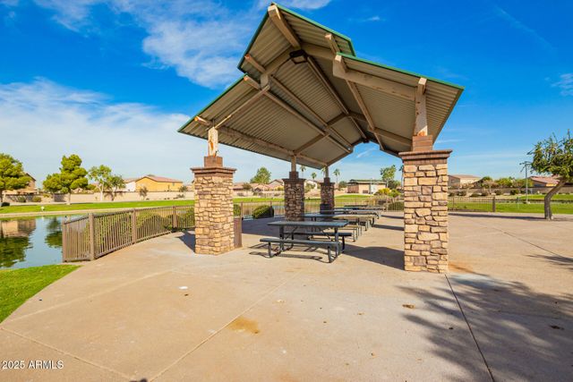 6833 S 70TH Drive, Laveen, AZ 85339
