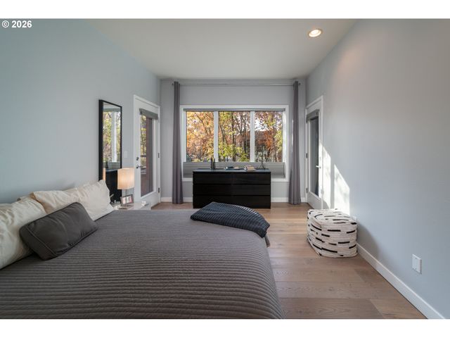 400 W 8TH St 224W, Vancouver, WA 98660