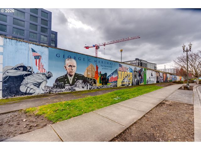 400 W 8TH St 224W, Vancouver, WA 98660