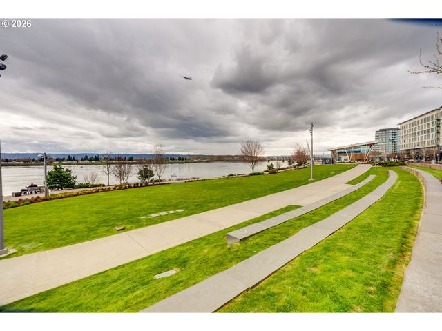 400 W 8TH St 224W, Vancouver, WA 98660