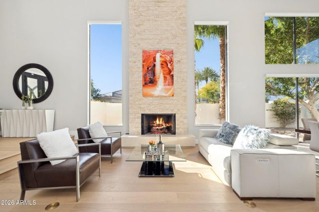 7425 E GAINEY RANCH Road 50, Scottsdale, AZ 85258