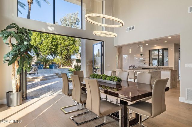 7425 E GAINEY RANCH Road 50, Scottsdale, AZ 85258