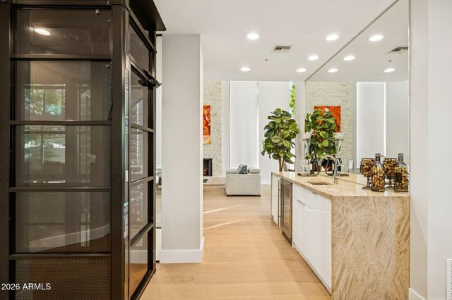 7425 E GAINEY RANCH Road 50, Scottsdale, AZ 85258