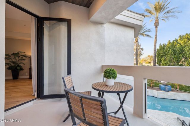 7425 E GAINEY RANCH Road 50, Scottsdale, AZ 85258