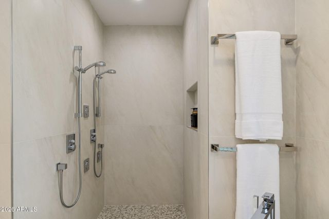 7425 E GAINEY RANCH Road 50, Scottsdale, AZ 85258