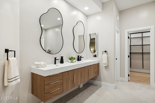 7425 E GAINEY RANCH Road 50, Scottsdale, AZ 85258