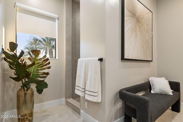 7425 E GAINEY RANCH Road 50, Scottsdale, AZ 85258