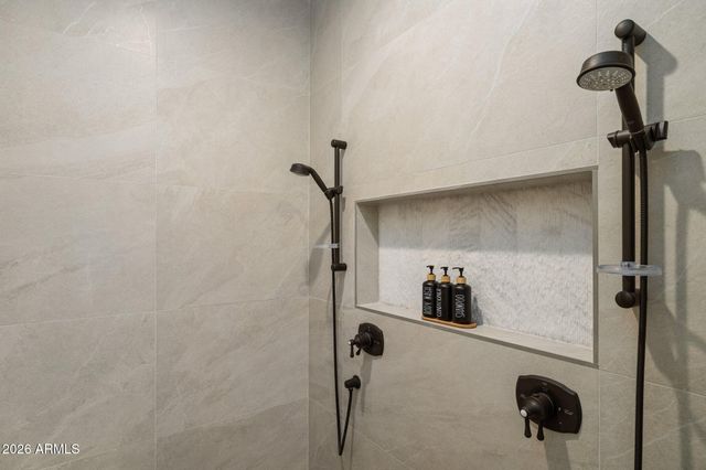 7425 E GAINEY RANCH Road 50, Scottsdale, AZ 85258