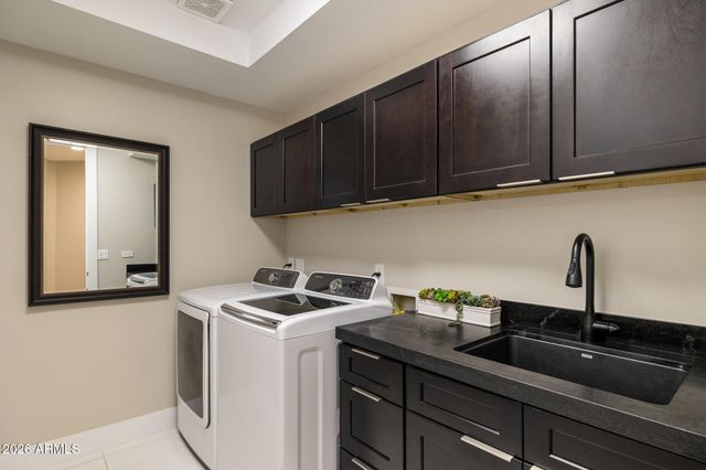 7425 E GAINEY RANCH Road 50, Scottsdale, AZ 85258