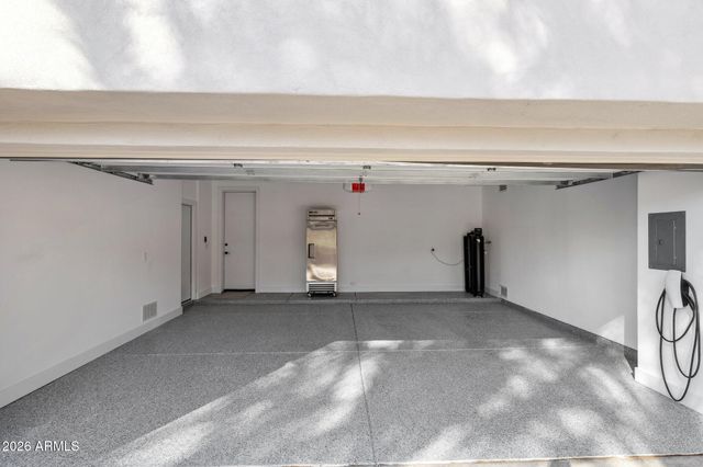 7425 E GAINEY RANCH Road 50, Scottsdale, AZ 85258