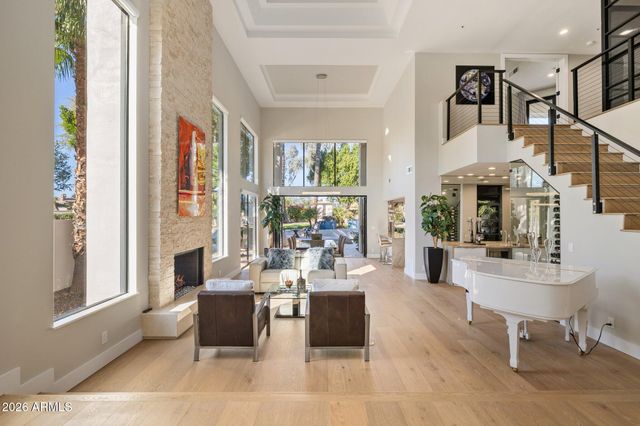 7425 E GAINEY RANCH Road 50, Scottsdale, AZ 85258