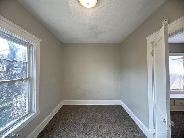 1672 Lockwood Avenue 6, East Cleveland, OH 44112