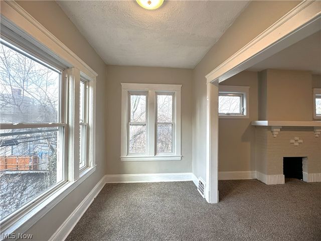 1672 Lockwood Avenue 6, East Cleveland, OH 44112