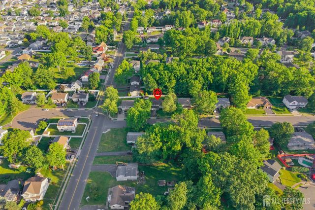 5 McKinley Street, Edison, NJ 08820
