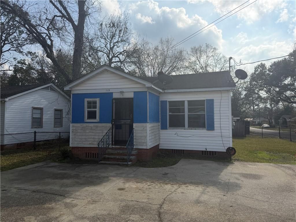 115 10th Avenue, Chickasaw, AL 36611
