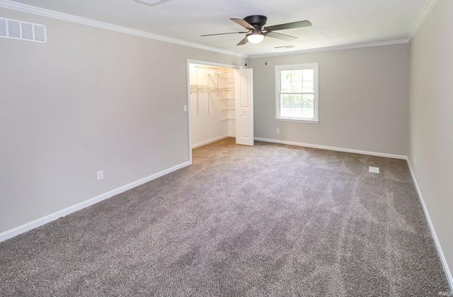 6301 E Oak Street, Evansville, IN 47715