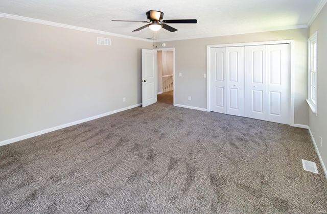 6301 E Oak Street, Evansville, IN 47715