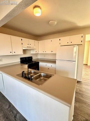 5509 Mansfield Court, Colorado Springs, CO 80918