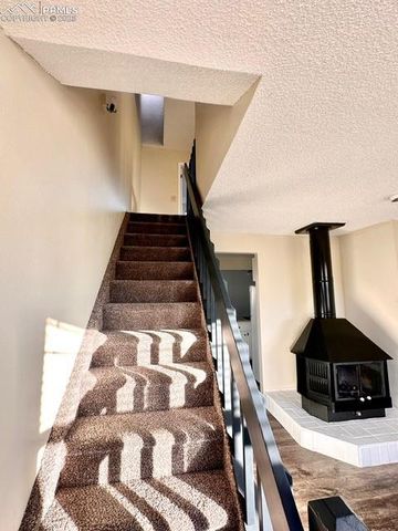 5509 Mansfield Court, Colorado Springs, CO 80918