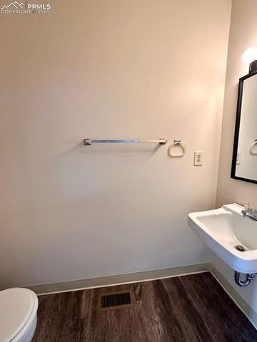 5509 Mansfield Court, Colorado Springs, CO 80918