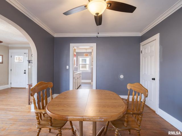 726 W CORRINGTON Avenue, Peoria, IL 61604