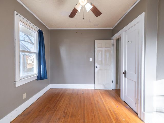 726 W CORRINGTON Avenue, Peoria, IL 61604