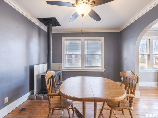 726 W CORRINGTON Avenue, Peoria, IL 61604