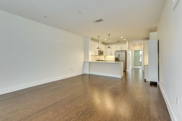 2801 Dulce LN 721, Austin, TX 78704