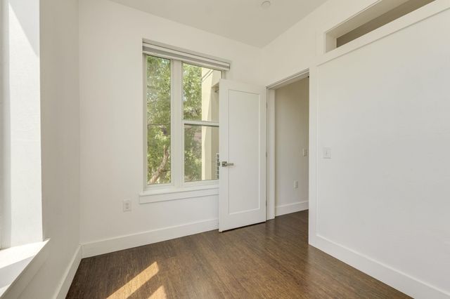 2801 Dulce LN 721, Austin, TX 78704