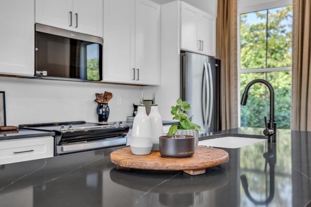 684 Belle Trace Circle 117, Chattanooga, TN 37405