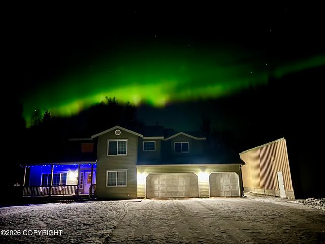 15721 E Sams Circle, Palmer, AK 99645