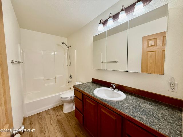 15721 E Sams Circle, Palmer, AK 99645