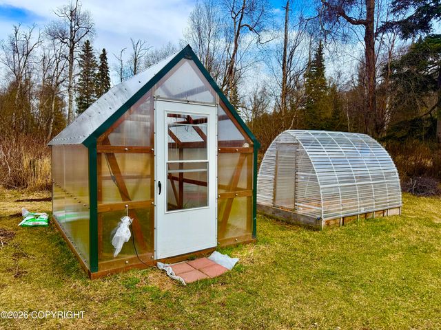 15721 E Sams Circle, Palmer, AK 99645